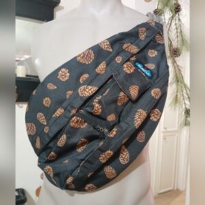 Kavu Pinecone Bag